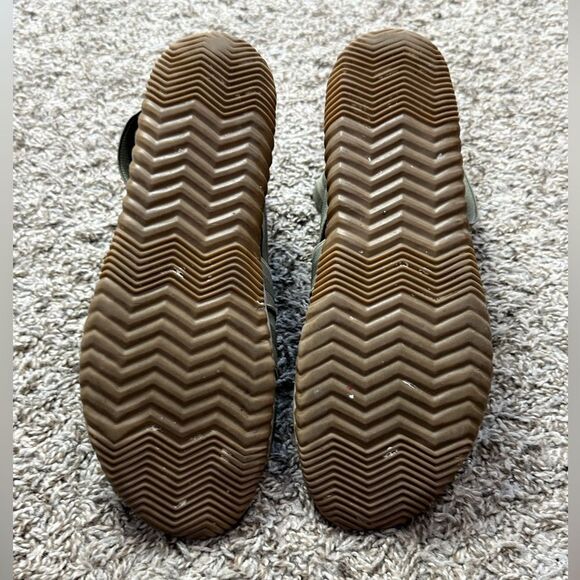 Sorel Forest Green Sandals - Picture 4 of 6